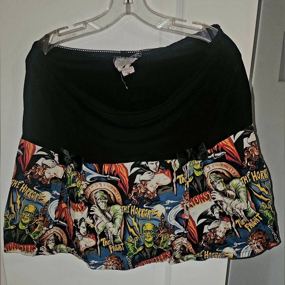 Putré-Fashion Monster Horror Graphic Print Mini Skirt